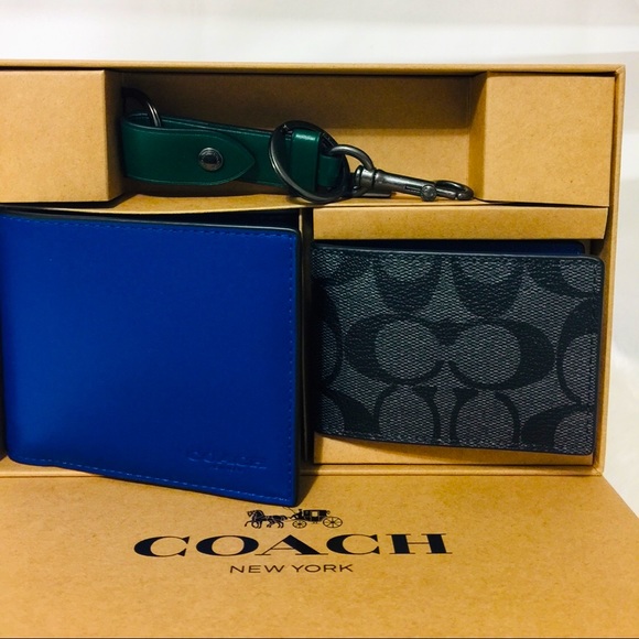 NWT Coach boxed 3 in 1 Blue Wallet gift Set - Picture 1 of 11